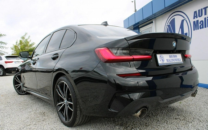 BMW Seria 3 cena 131900 przebieg: 50000, rok produkcji 2019 z Mrągowo małe 529